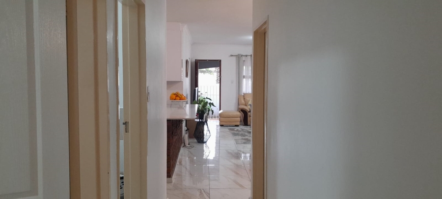 4 Bedroom Property for Sale in Gordon Strand Estate Western Cape
